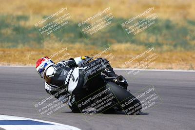 media/Apr-30-2023-CRA (Sun) [[020fcf5d43]]/Race 11-600 Expert Superbike/